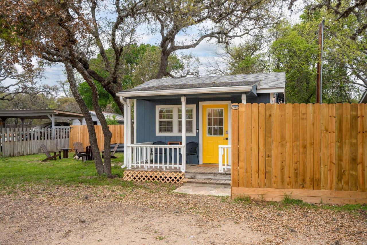 New! The Yellow Door- Downtown Wimberley W/ River Access Extérieur photo
